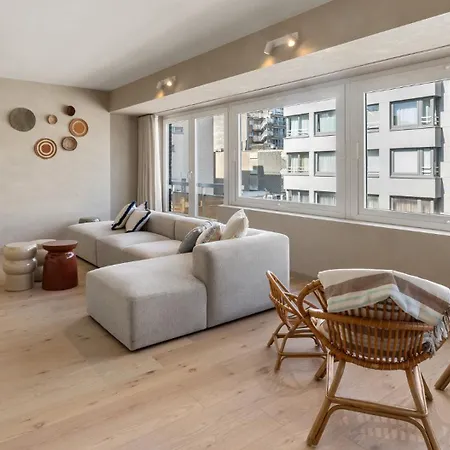Stylish Renovated Near The Sea *
